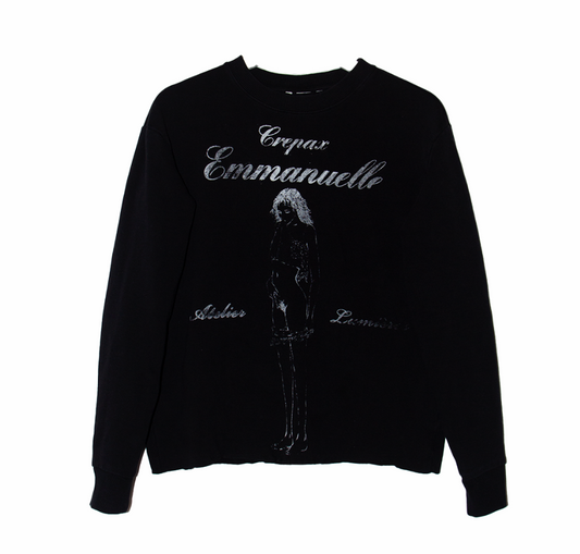 Black sweatshirt